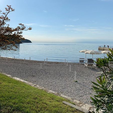 Rosemary Apartment Izola Exterior foto